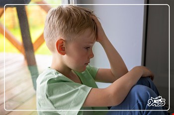 وقتی کودک غمگین و ناامید است، چطور به او کمک کنیم؟